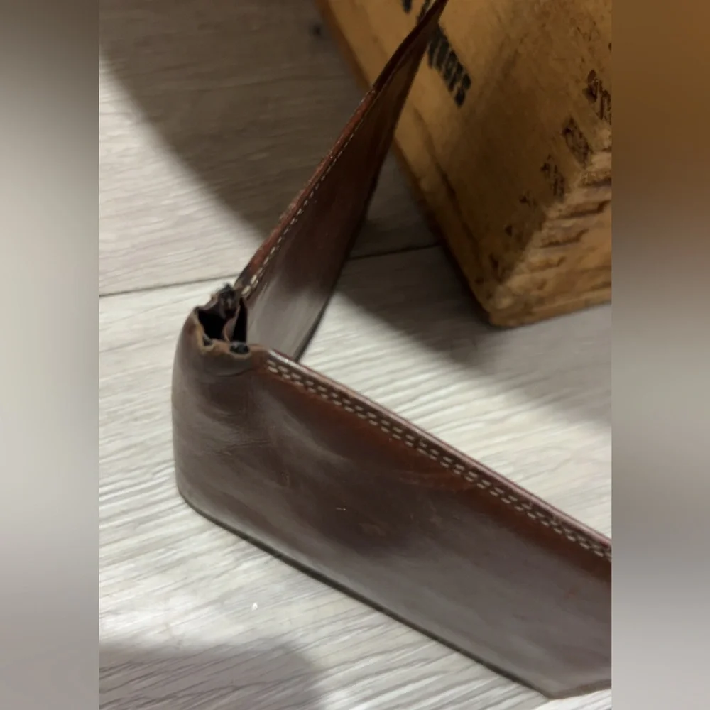 Stafford men's full-grain leather bifold wallet